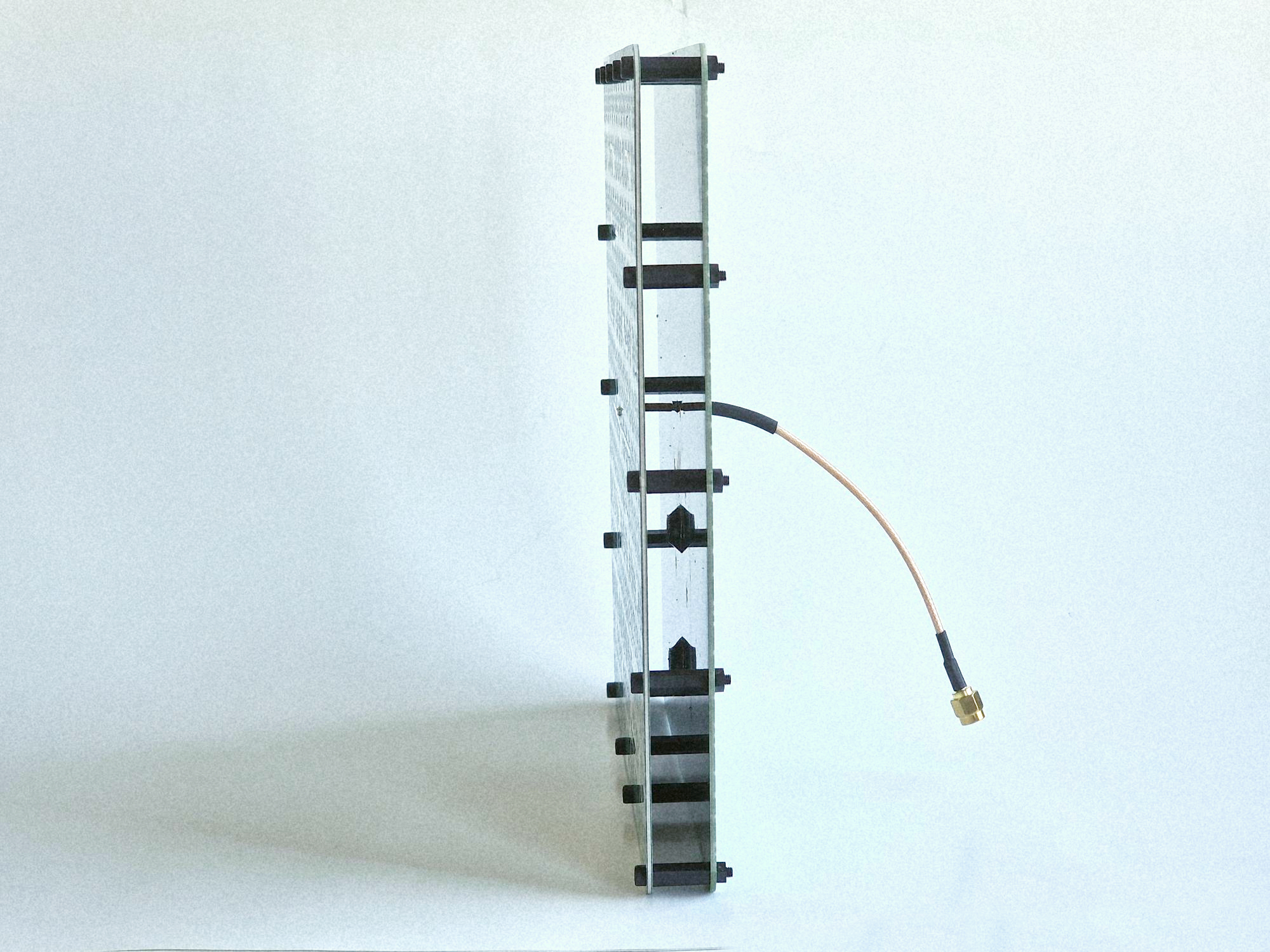EGLE-64C-R back side with coaxial feed and tripod mount